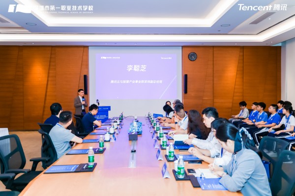李聪芝.jpg